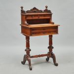 979 4336 WRITING DESK